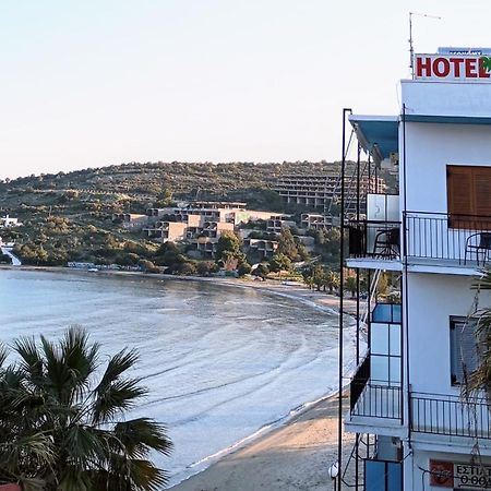 Svetlana & Michalis Oasis Hotel Agia Marina  エクステリア 写真