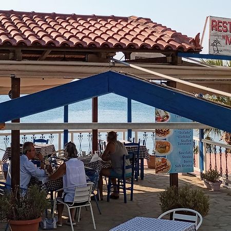 Svetlana & Michalis Oasis Hotel Agia Marina  エクステリア 写真