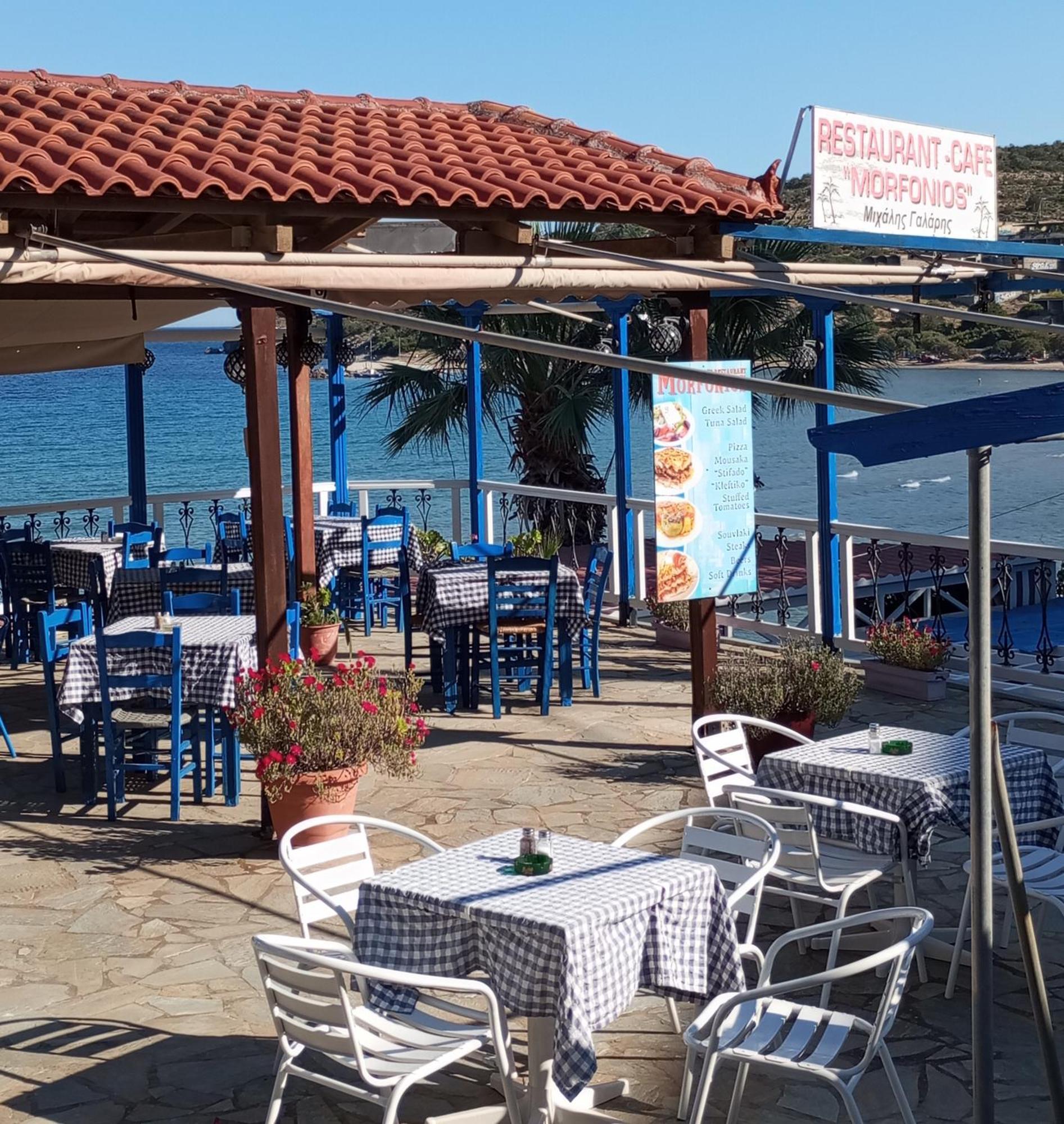 Svetlana & Michalis Oasis Hotel Agia Marina  エクステリア 写真