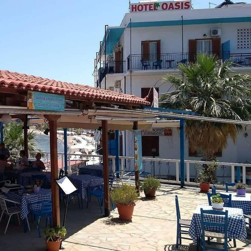 Svetlana & Michalis Oasis Hotel Agia Marina  エクステリア 写真